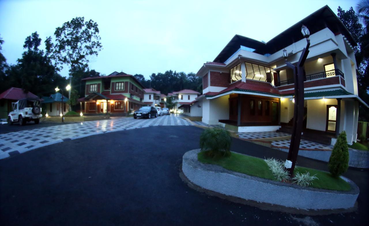 Aroma Ayur Heritage Mattanur Экстерьер фото